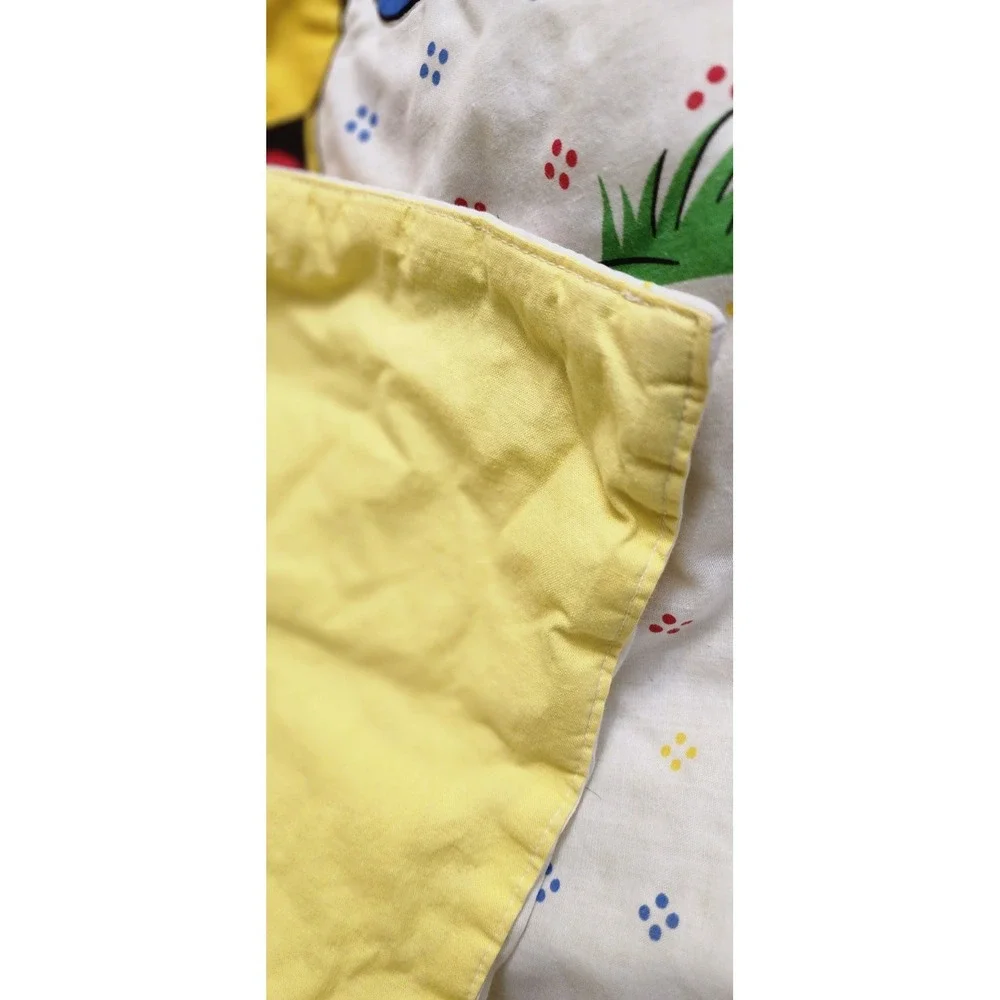Vintage Dundee 1984 Quilted Baby Crib Blanket Mickey Minnie Pluto Friends Disney